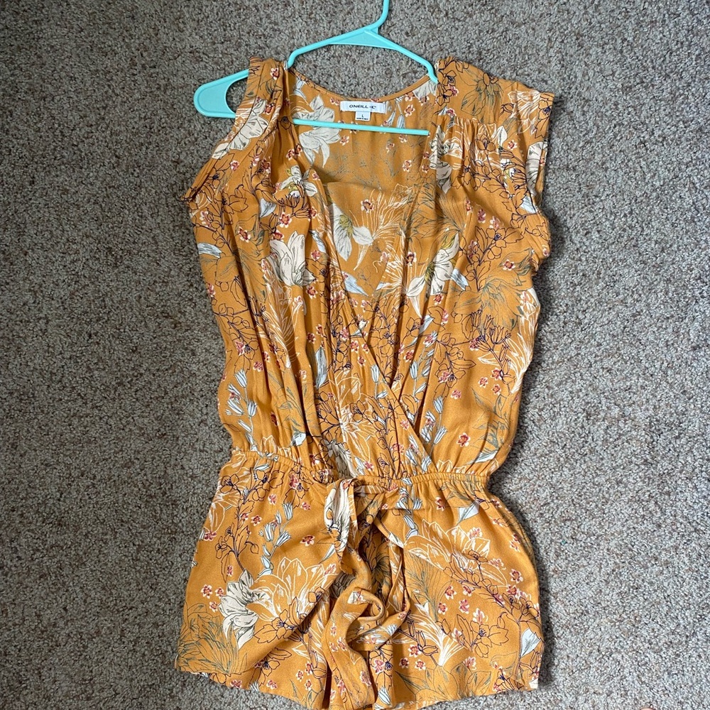 Billabong yellow romper